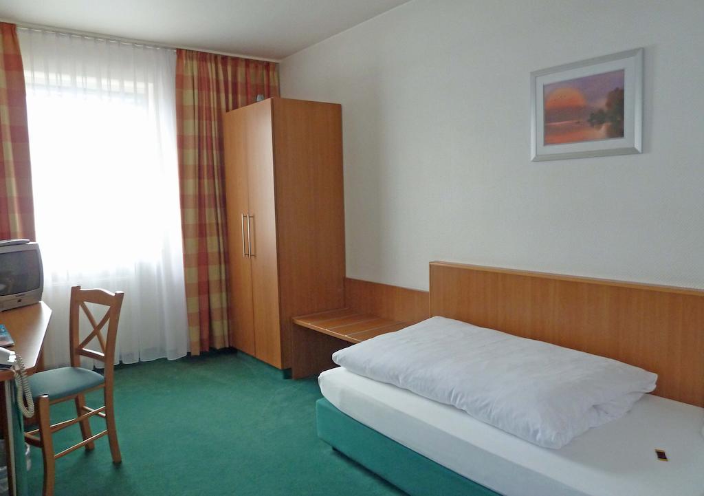 Landhotel Sulzbacher Hof Frankfurt am Main Bilik gambar